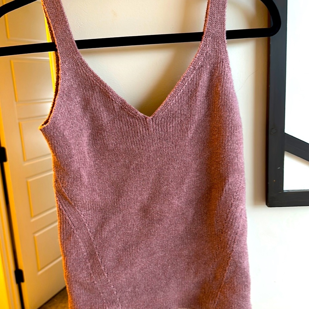 Old navy sweater tank size medium brown/mauve color